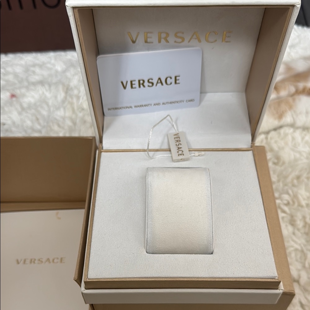 Versace Gold and White Gift Box - Picture 2 of 4